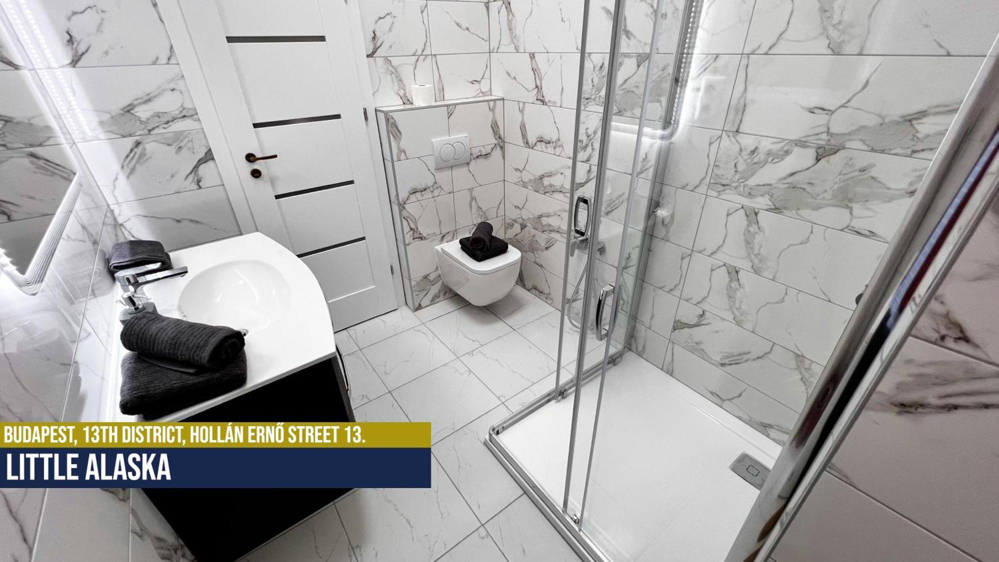 Little Americas Alaska Apartment Budapest Exterior photo