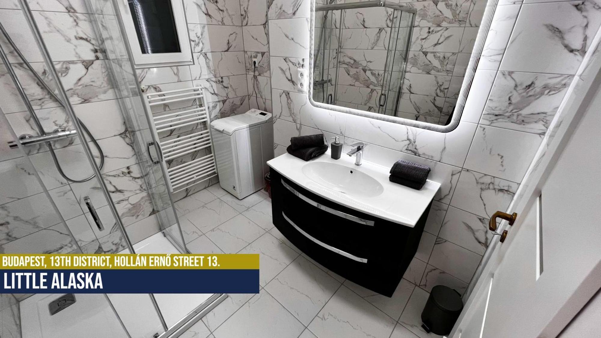 Little Americas Alaska Apartment Budapest Exterior photo